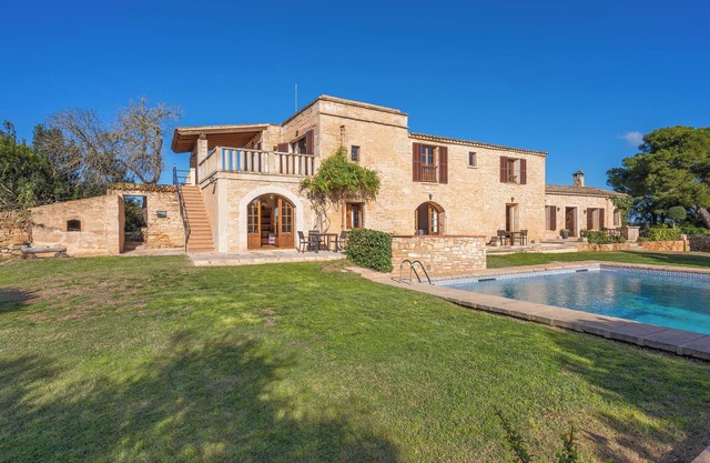 Apartment 'Es turo de Formentera' with Pool, A/C and Wi-Fi