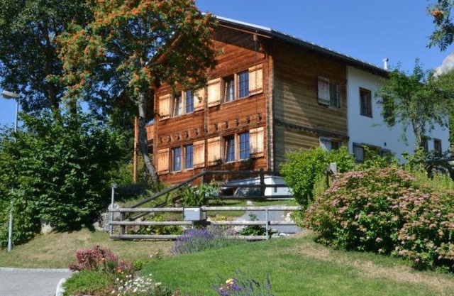 Apartment Ferienhaus Casa Patricia van Putten Brigels in Breil/Brigels - 10 persons, 5 bedrooms