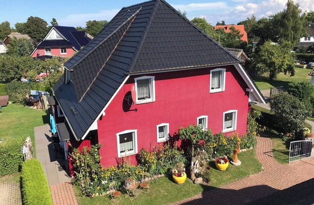 Apartment 'Fewo 32 - Halbinsel Darss - Ostsee' with Private Terrace, Shared Garden and Wi-Fi