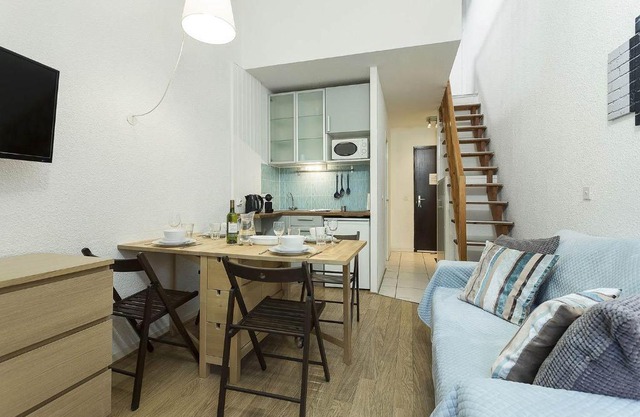 Apartment Forclaz 4B - Alpes Travel - Central Chamonix - Sleeps 4