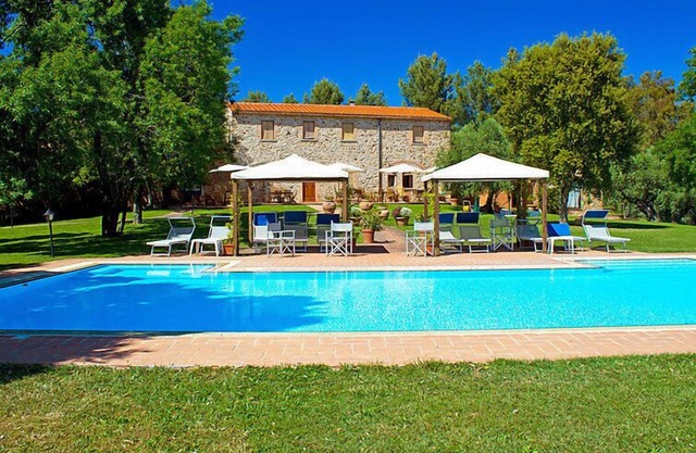 Apartment Formula 1 in Follonica - 6 persons, 2 bedrooms