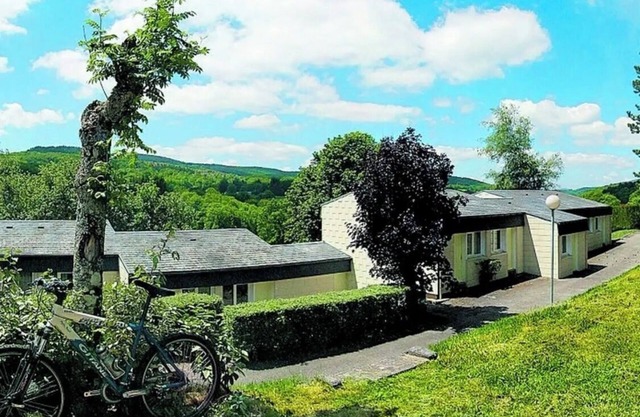 Apartment "B" for 4 people 200 m from Lac de la Raviège