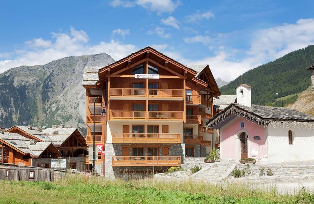 Apartment close to ski lift in Sainte Foy