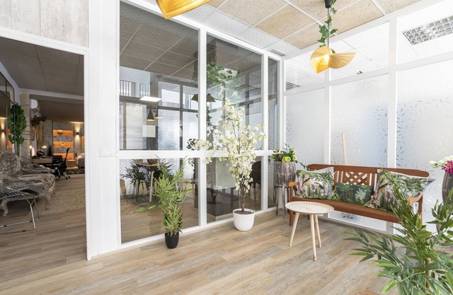 Apartment 'Golden Loft' with Wi-Fi and Air Conditioning
