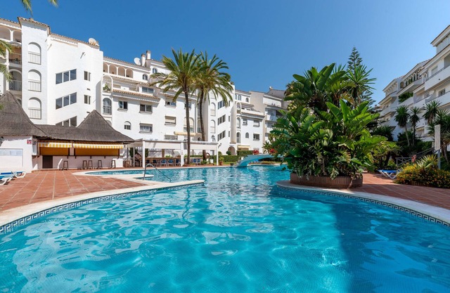 Apartment 'Ground Floor Marbella on the Beach' with Pool, Garden & Wi-Fi