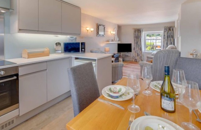 Apartment Harbour View in New Quay - 4 persons, 2 bedrooms