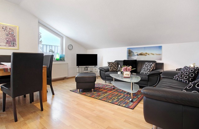 Apartment 'Haus A Cappella B6' with Balcony and Wi-Fi