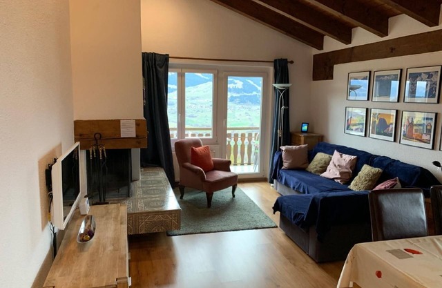 Apartment house Surselva, directly on the ski piste