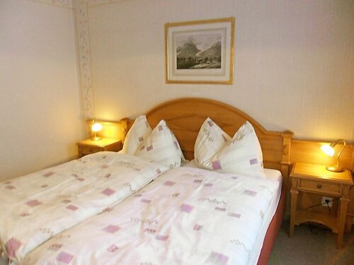 Apartment Hotel Hirschen in Grindelwald - 5 persons, 3 bedrooms