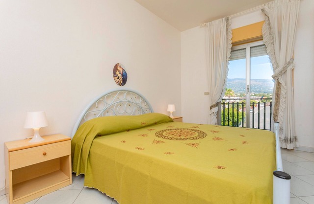 Apartment 'I Ciottoli Dello Ionio - Apt 3' with Mountain View, Shared Terrace and Balcony