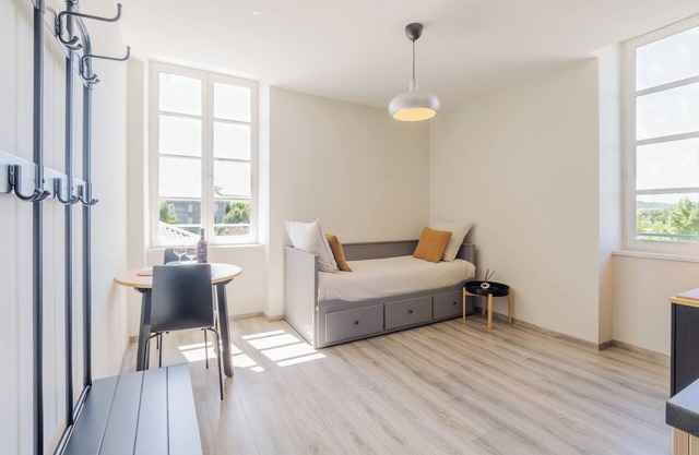 Apartment In A Hotel 'Chatus' with Wi-Fi and Air Conditioning