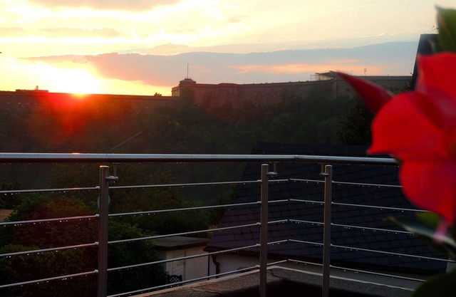 Apartment in a prime location with separate entrance and large terrace.