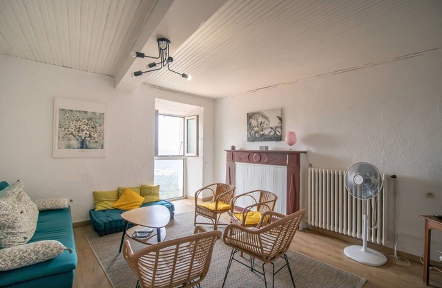 Apartment in a Typical House with Sea View and Wi-Fi
