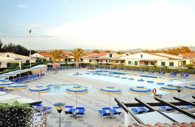 Apartment in Cecina Mare with outdoor pool