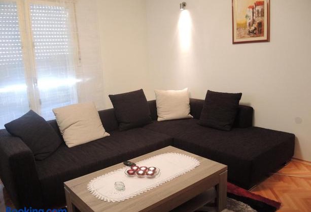 Apartment In Centre for 7