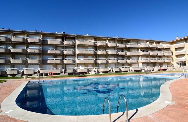 Apartment in Costa Brava with Beach Access