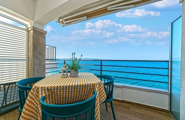 Apartment in Drašnice with Seaview, Terrace, Air condition, WIFI (4992-1)