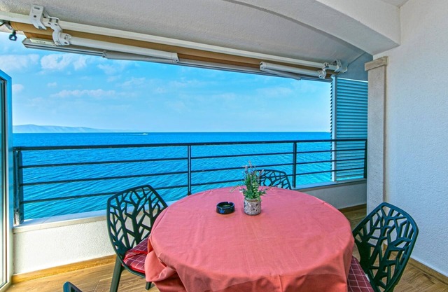 Apartment in Drašnice with Seaview, Terrace, Air condition, WIFI (4992-4)