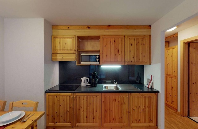 Apartment in Nendaz near Ski Slopes