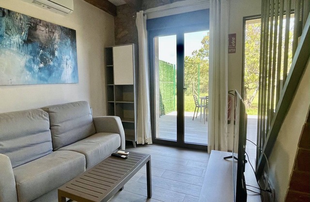 Apartment in Pals near Stunning Beaches
