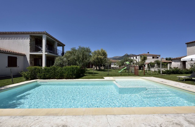 APARTMENT IN VILLA