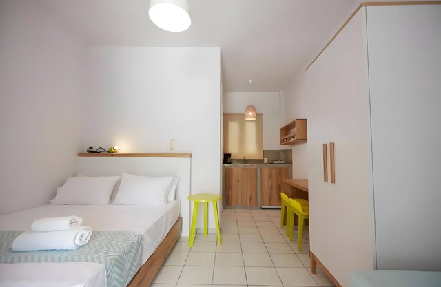 Apartment 'Irene Superior Triple Disability' with Terrace, Wi-Fi and Air Conditioning
