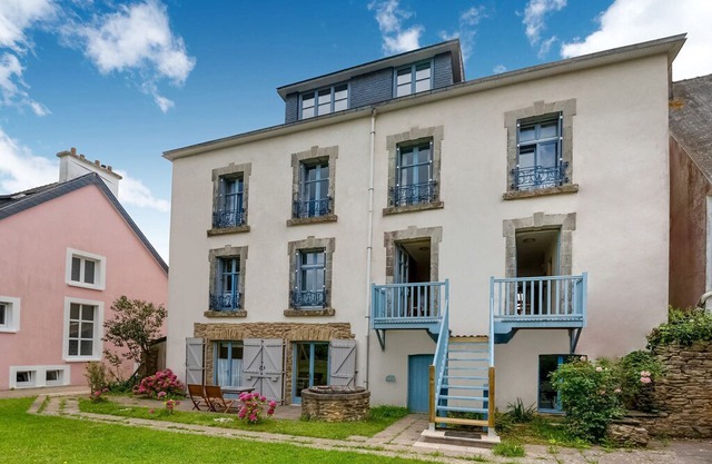 Apartment is approx. 100 metres from the Atlantic