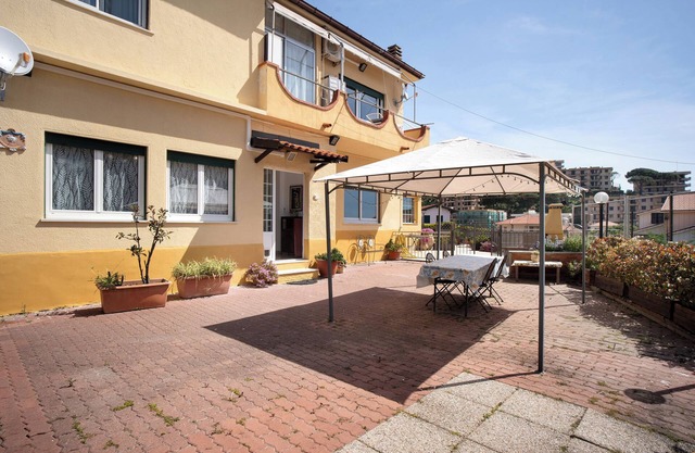Apartment 'Thea' with Sea View, Wi-Fi and Air Conditioning