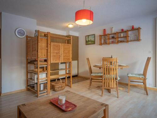 Apartment Jorasse A 1 by Interhome