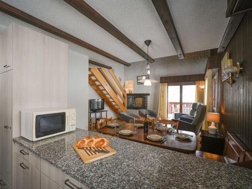 Apartment Jorasse C 20 by Interhome