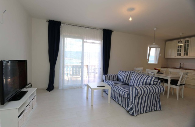 Apartment Karla (39071-A1) - Silo - island Krk