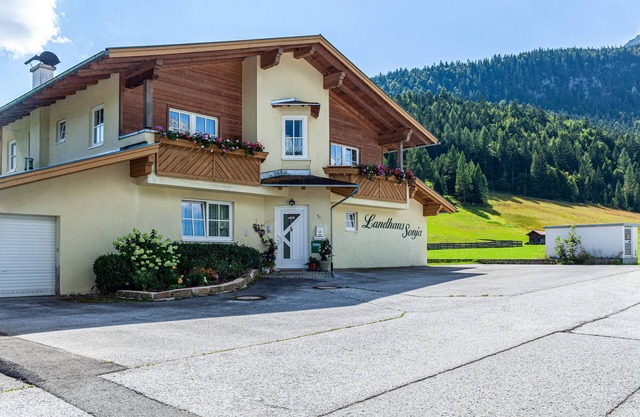 Apartment 'Landhaus Sonja 1' with Mountain View, Terrace & Wi-Fi