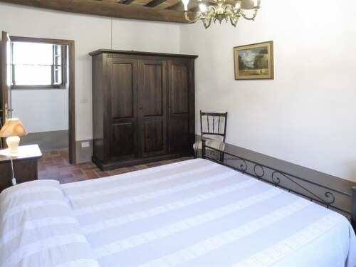 Apartment Le Colmate in Guardistallo - 6 persons, 2 bedrooms