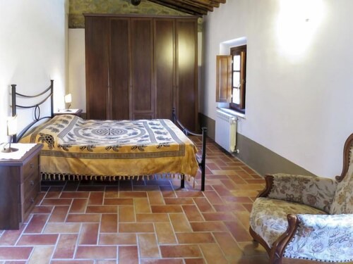 Apartment Le Colmate in Guardistallo - 4 persons, 2 bedrooms