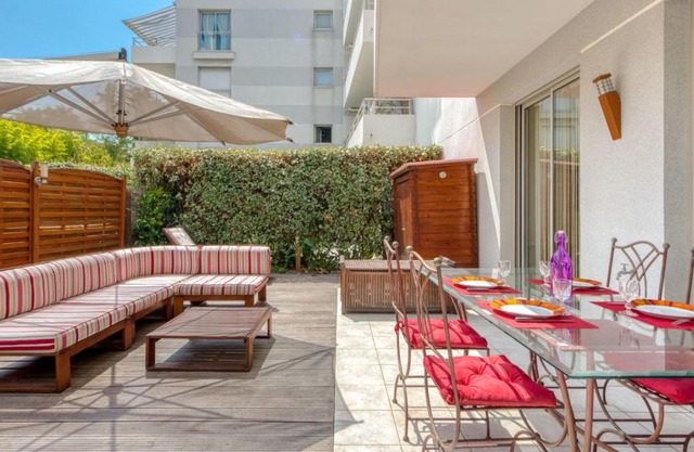 Apartment Les allées du Cap-3 by Interhome
