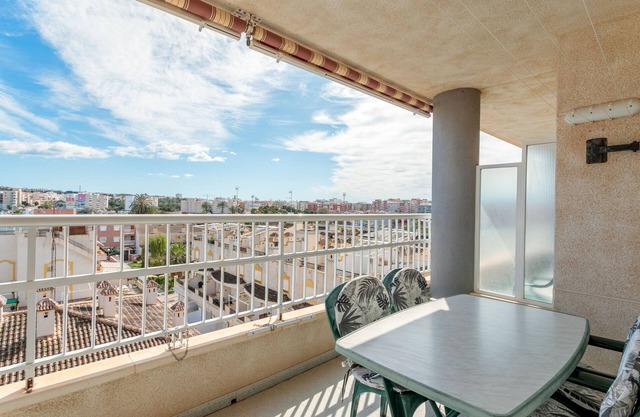 Apartment 'Lidia En Santa Pola' with Sea View, Wi-Fi and Air Conditioning