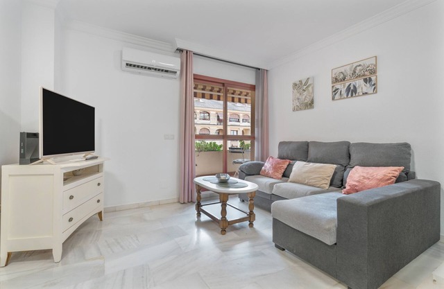 Apartment 'Liya's Home' with Balcony, Wi-Fi and Air Conditioning