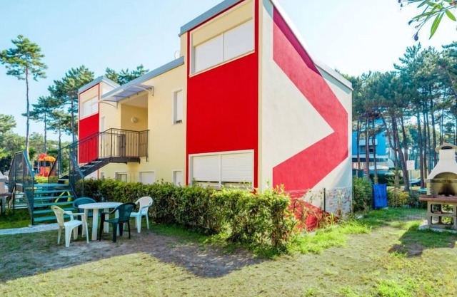 Apartment Magnolia in Bibione - 5 persons, 2 bedrooms