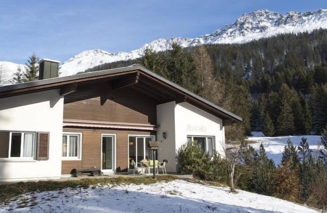 Apartment Mistaila Valbella in Valbella - 6 persons, 3 bedrooms