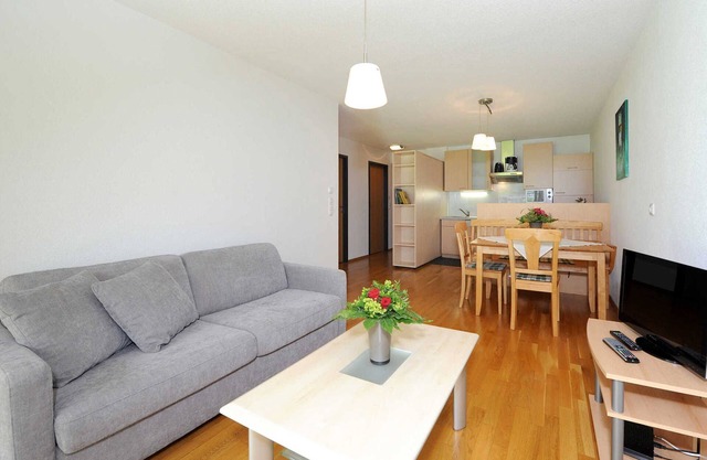 Apartment Mittagsfluh [upper floor | 45 m²] - Apartments Susanne