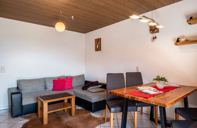 Apartment 'Morgensonne' with Shared Terrace, Shared Garden and Wi-Fi