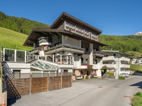 Apartment Nadine-3 by Interhome