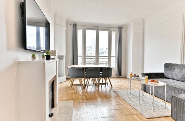 Apartment near Paris - Neuilly