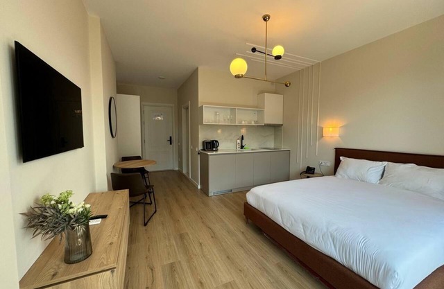 Apartment near seafront and parknn