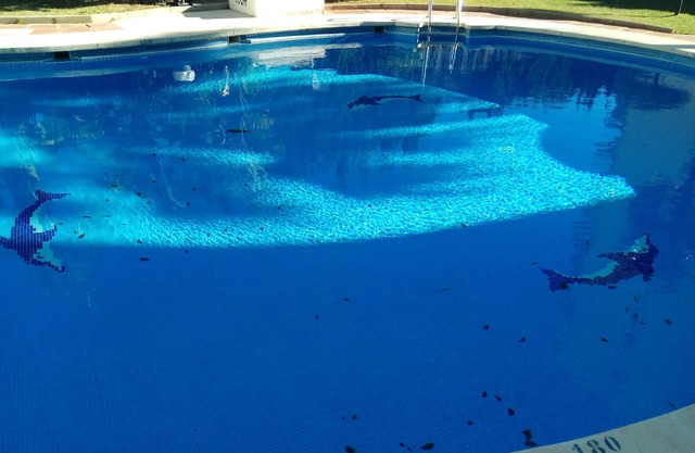 Apartment near the beach, with swimming pools, gardens, garage, A/C. Wi-Fi high speed