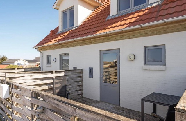 Apartment Nermin - 300m from the sea by Interhome