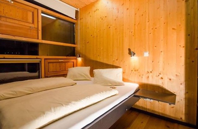 Apartment no. 1, 2 bedrooms, shower, WC - 1-2 nights - "Holzboxen" Planneralm