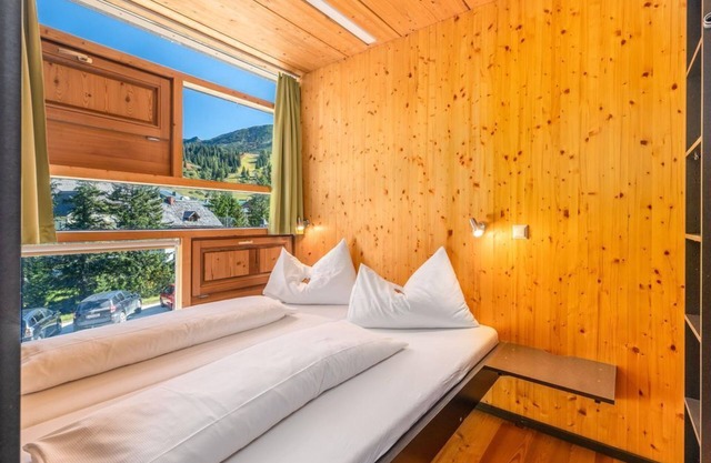 Apartment no. 3, 2 bedrooms, shower, WC - 1-2 nights - "Holzboxen" Planneralm