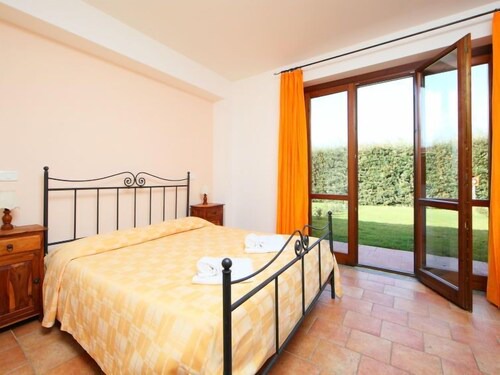 Apartment Oak in Pitigliano - 4 persons, 1 bedrooms