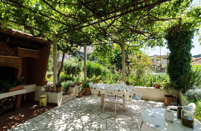 Apartment Olga - Studio Apartment with Terrace